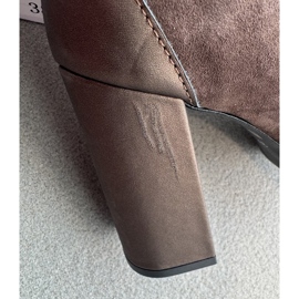 Décolleté con tacco alto in pelle scamosciata Laura Messi 2702 Marrone 2