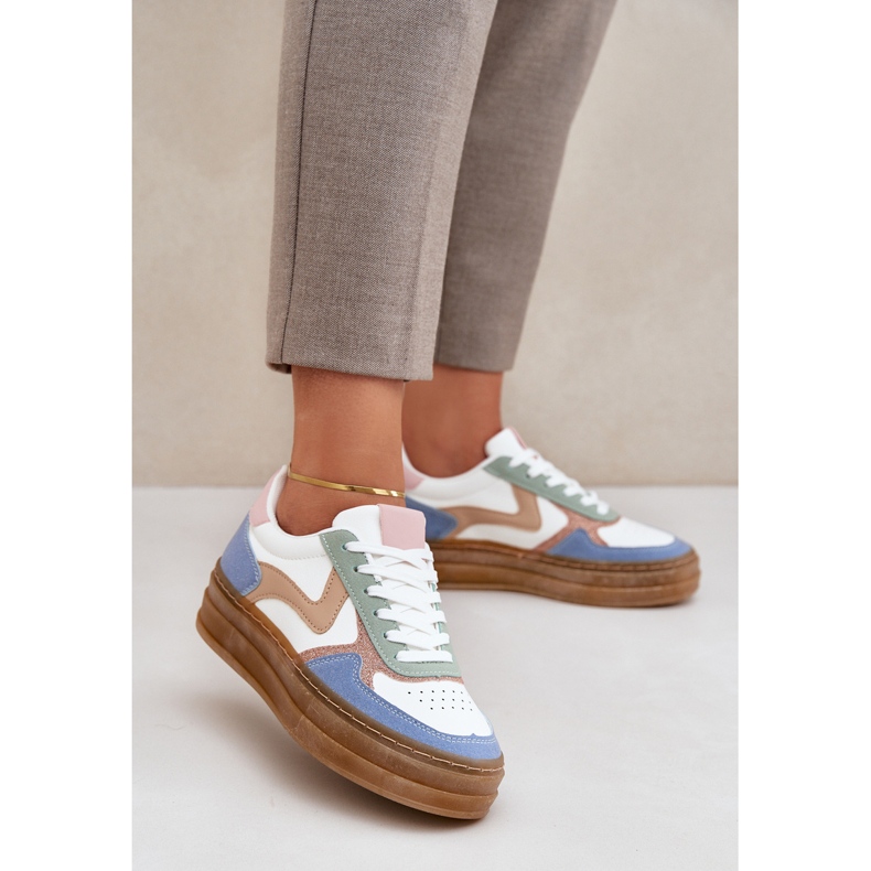 Sneakes femminile con glitter sulla piattaforma blu 2