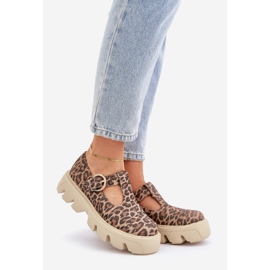 Scarpe in pelle scamosciata con una fibbia stampe per leopardo Zazoo 20183 Brown marrone 1