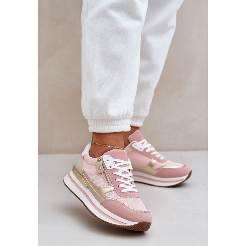 Scarpe sportive luccicanti da donna sulla piattaforma rosa 2