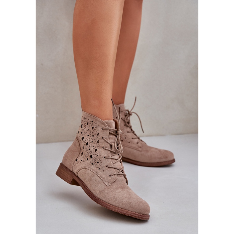 S.Barski Stivali in pelle scamosciata con un modello di lavoro openwork S. Barski Hy51-136 beige 2