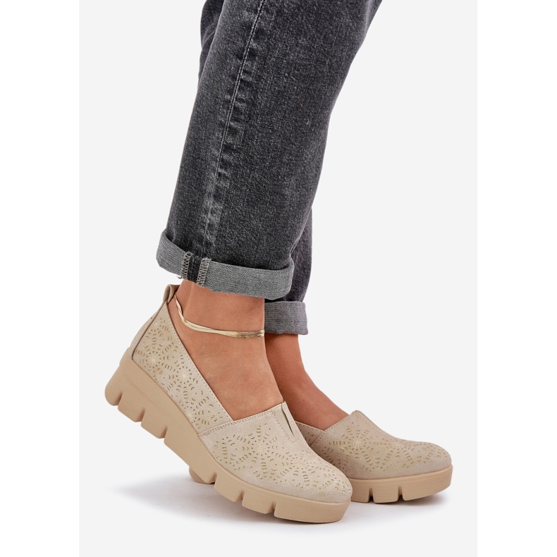 Jezzi Scarpe da donna con un motivo a cuneo oro aperto d'oro 1