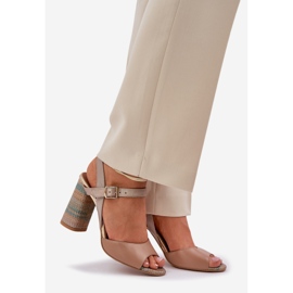 Sandali eleganti in pelle sul palo della porta scura Laura Messi 2136 beige 1