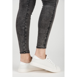 Sneakers traforate bianca 2