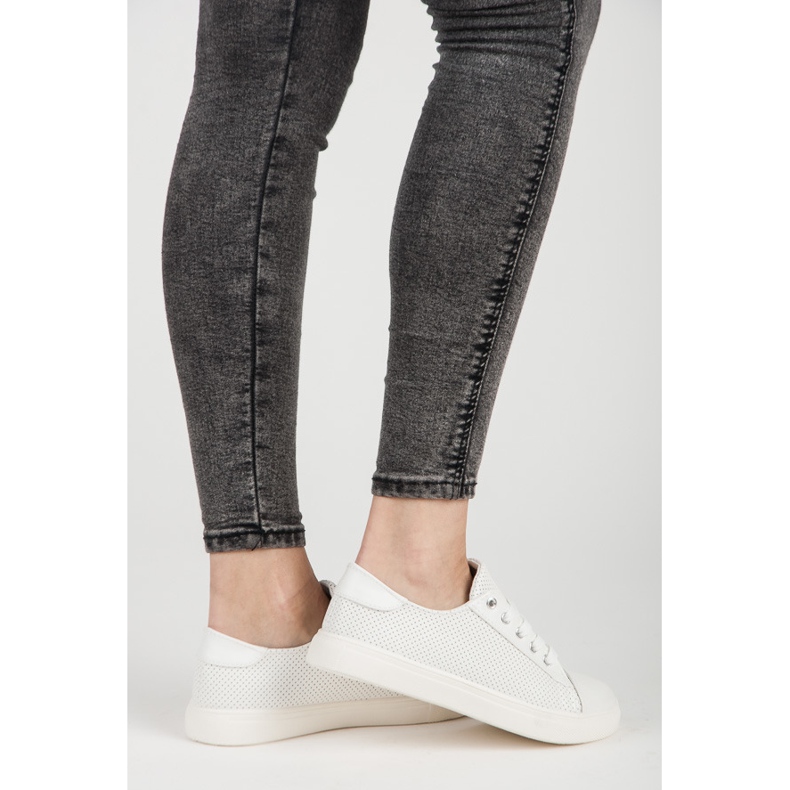 Sneakers traforate bianca 2