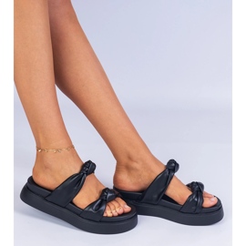 Ciabatte nere sulla piattaforma nero 1