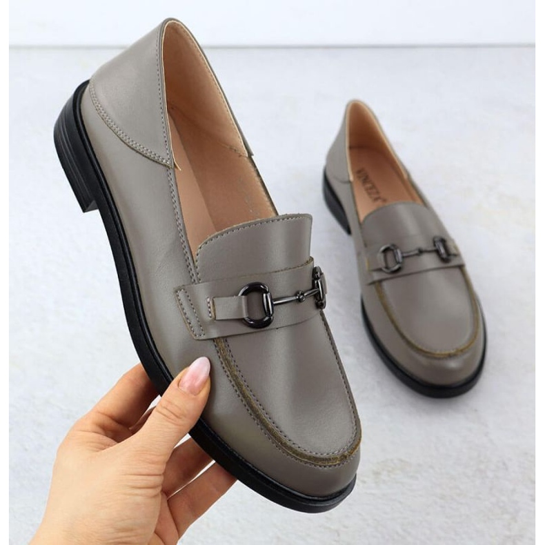 Scarpe Moccasin con una decorazione Vinceza 18107 Grigio 1