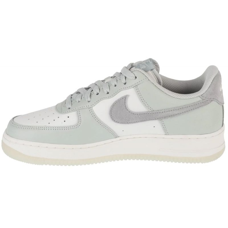 Nike Air Force 1 07 Lv8 FJ4170-003 Scarpe bianca 1