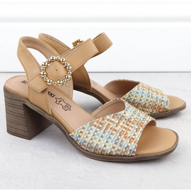 Sandali femminili sul pilastro delle trecce beige M. Daszyński MR24125-4 2