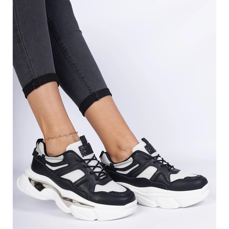 Scarpe sportive da donna con sneaker nere nero 1