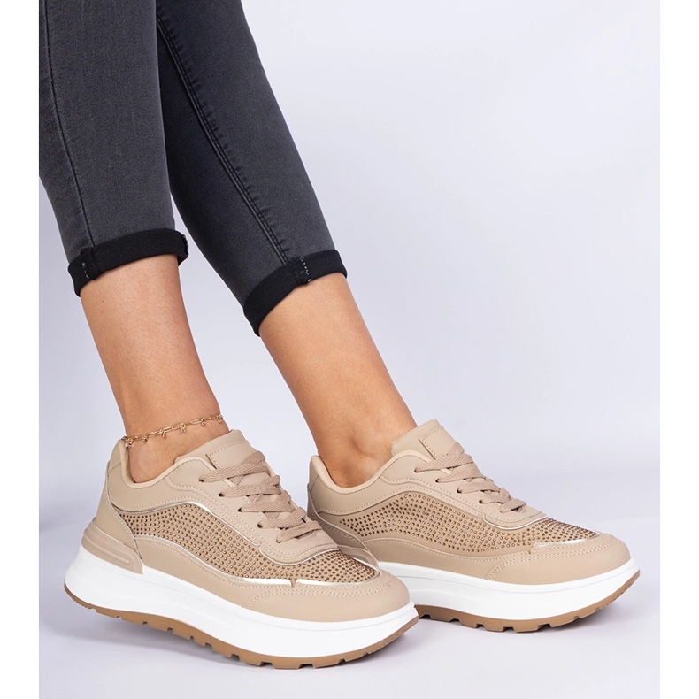 Sneaker femminili marroni con zirconi marrone 1