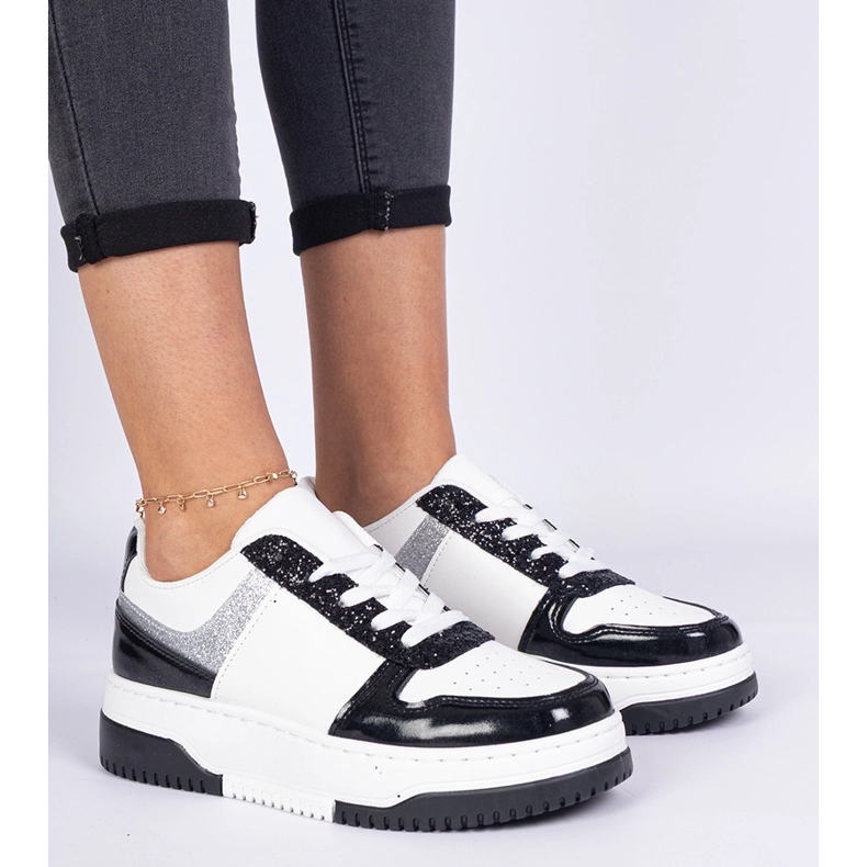Sneakers nere da donna con suola spessa nero 2