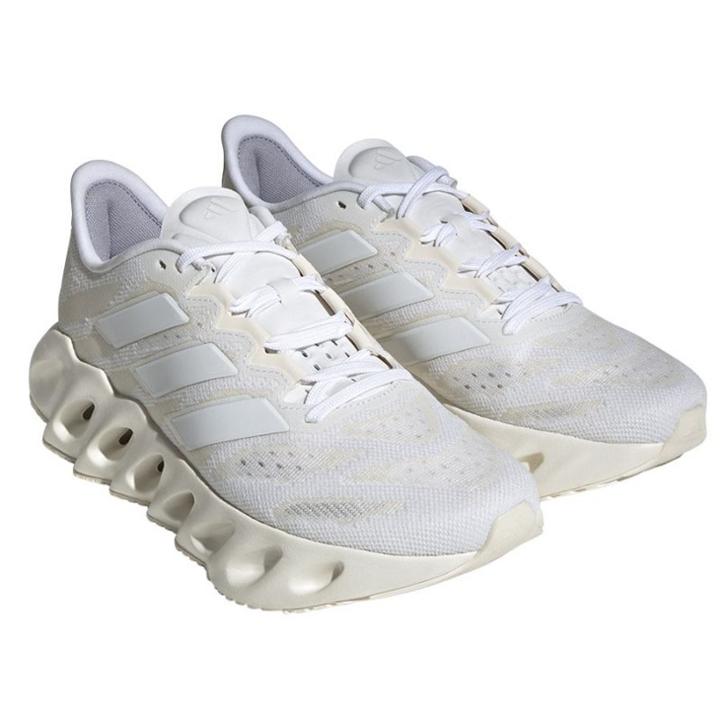 Switch Adidas FWD ID1789 Scarpe bianca 1