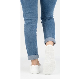 Olivier Sneaker in pelle minimalista femminile a piedi nudi 770 bianchi perforati bianco 1