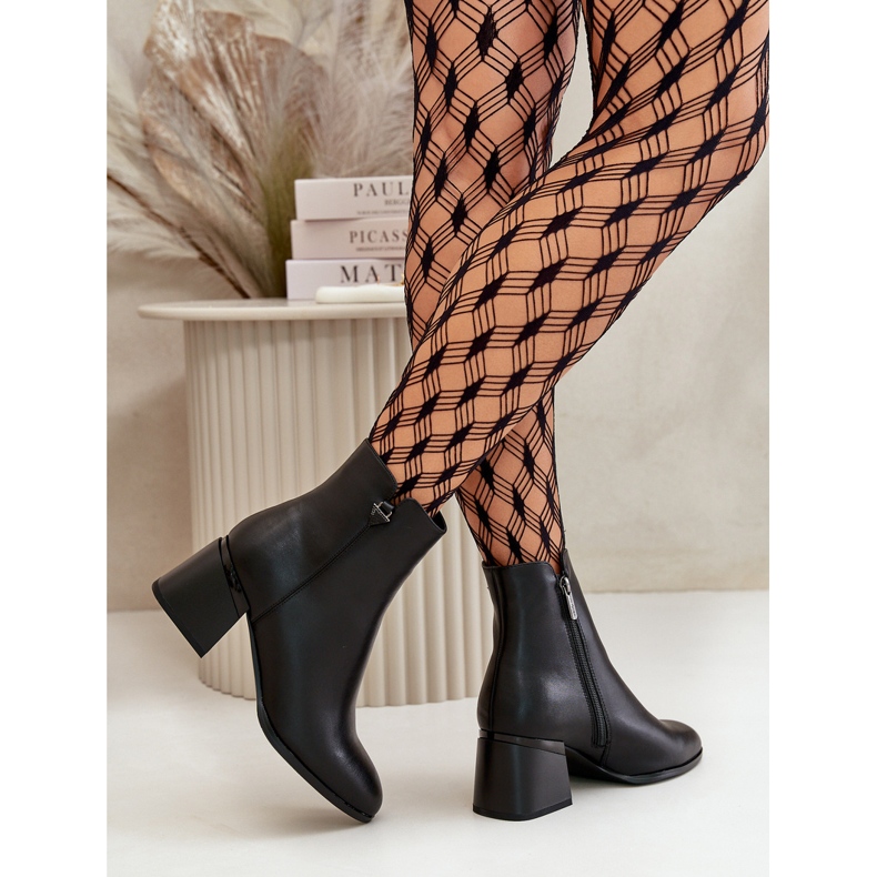 Stivali eleganti da donna isolati in pelle naturale, Nero Vinceza 77106 2