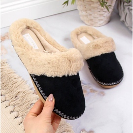 Ciabatte da donna nere Cloxx home con pelliccia nero 2