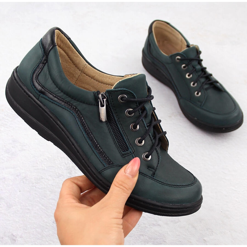 Comode scarpe da donna in pelle verde Helios 411 1