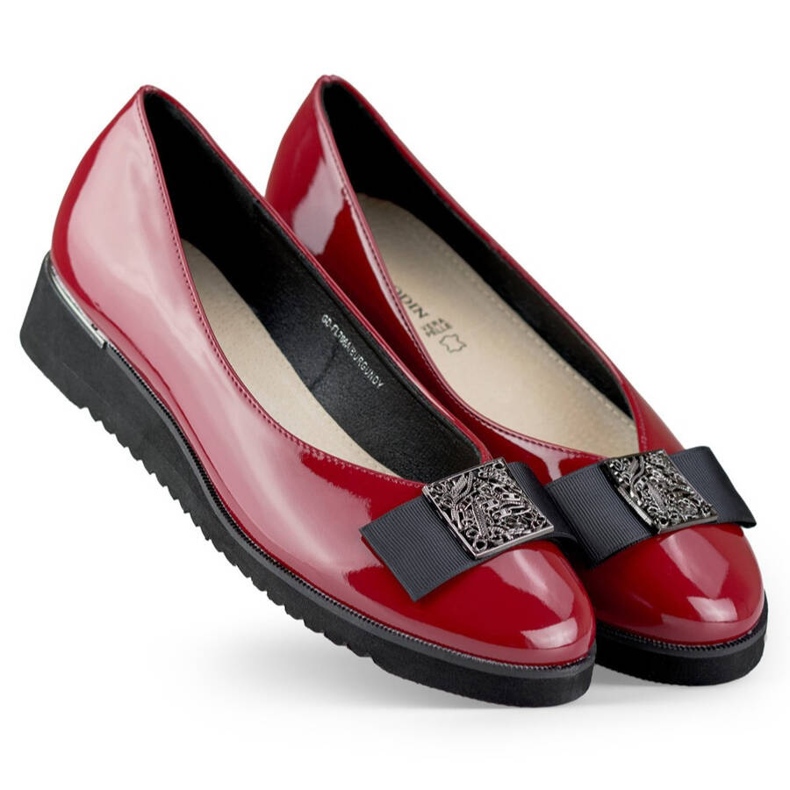 Scarpe da donna in vernice con decorazione su zeppa bassa, rosse GD-FL766BUR rosso 1
