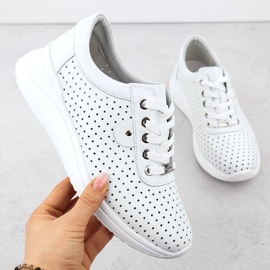 Scarpe in pelle da donna sull'elevazione di Openwork White Vinceza 79532 bianca 1