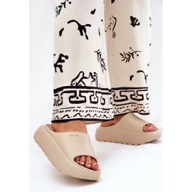 Schede da donna in schiuma su The Big Star RR274A569 Piattaforma Beige 2