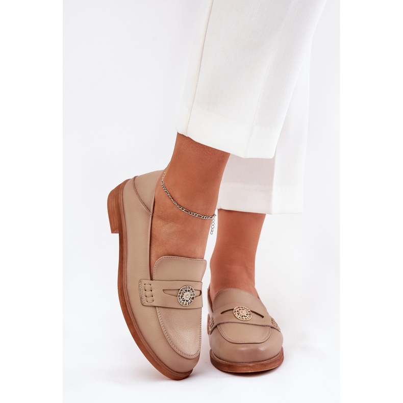 Eleganti mocassini da donna realizzati in pelle naturale Vinceza 18100 beige 2