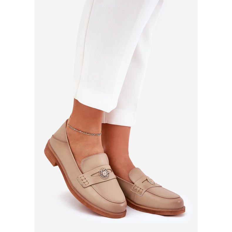 Eleganti mocassini da donna realizzati in pelle naturale Vinceza 18100 beige 1