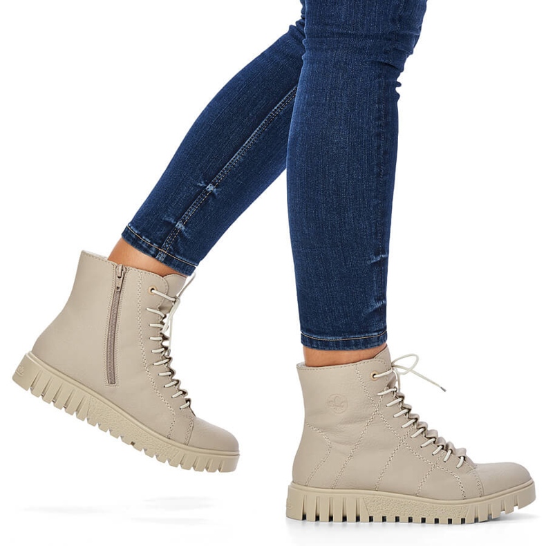 Stivaletti da donna beige con plateau Rieker Y3420-61 1