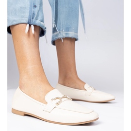 Mocassini beige eleganti con zirconi 1