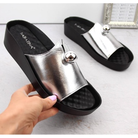 Infradito da donna argento metallizzato Sabatina 2318-1 2