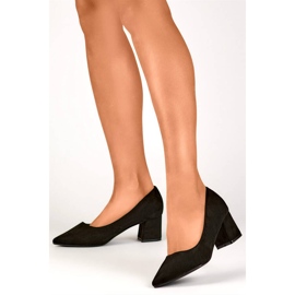 Décolleté da donna in pelle scamosciata nera a punta, con tacco basso KJ-10B nero 2