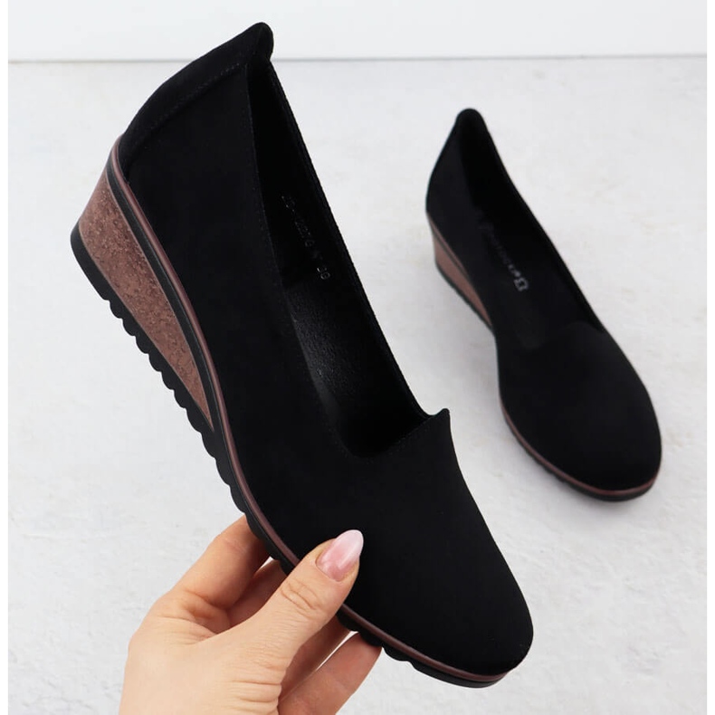 Scarpe su spicchi in pelle scamosciata Black Potocki SZ12276 nero 1
