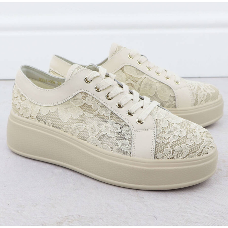 Scarpe sulla piattaforma beige in pizzo S.Barski HY51-059 2