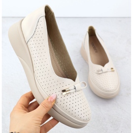 Scarpe in pelle da donna sulla piattaforma Openwork Beige Vinceza 7896 1