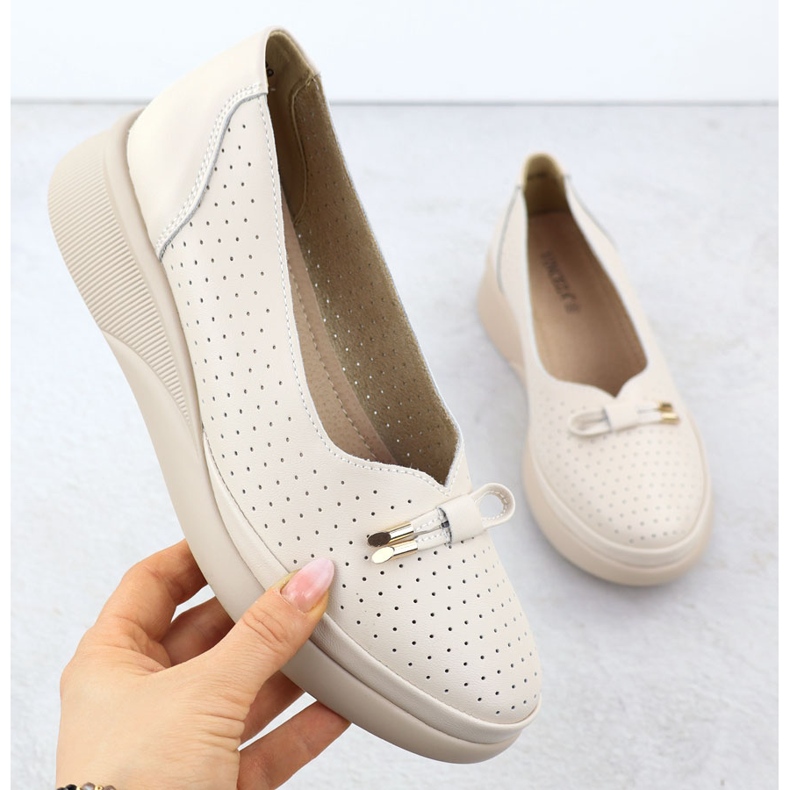 Scarpe in pelle da donna sulla piattaforma Openwork Beige Vinceza 7896 1