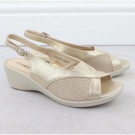 Sandali da donna per comodo beige evento 8863 2