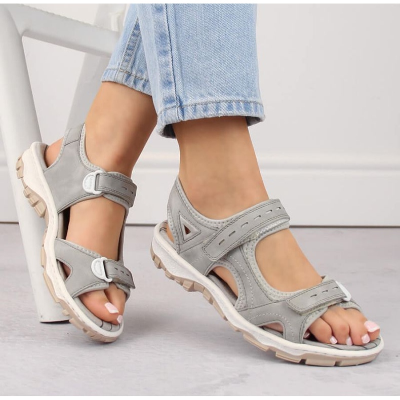 Comodi sandali grigi Rieker W RKR674 1