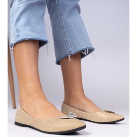 Ballerine glitter da donna dorata con una farfalla d'oro 1