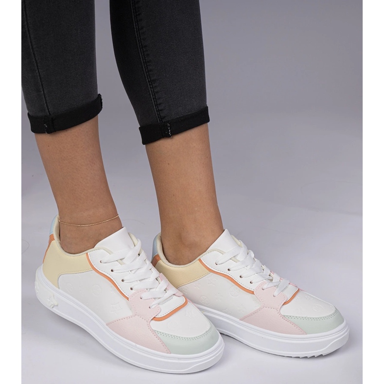 Sneaker sportivi bianchi e gialli di Eco-Leather bianco 2
