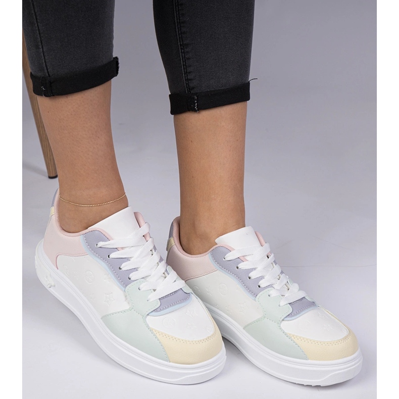 Sneaker sportivi bianchi e blu di Eco-Leather bianco 1