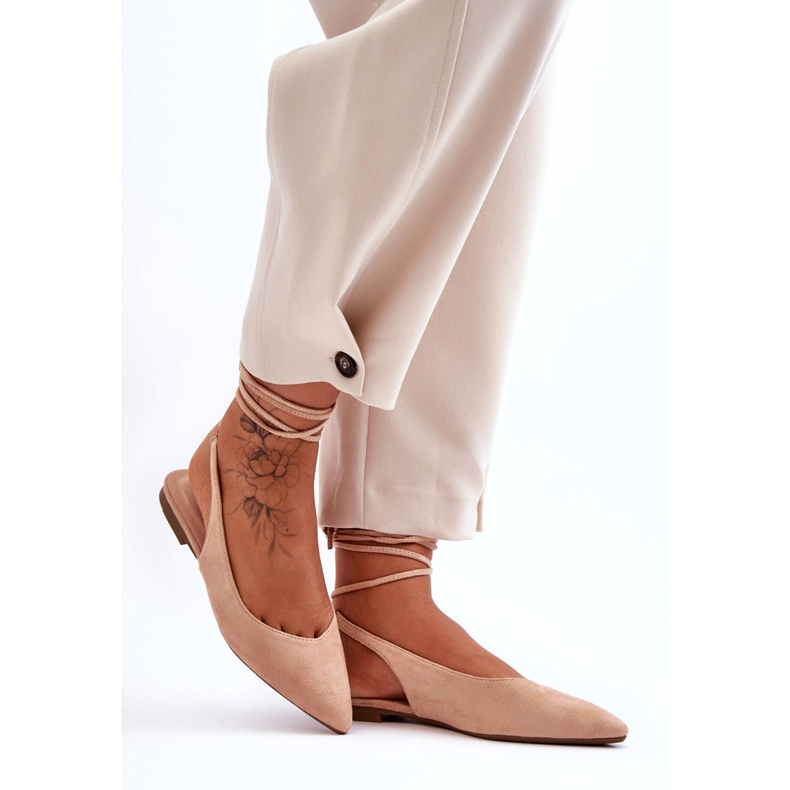 Ballerine nude beige in pelle scamosciata da donna 4