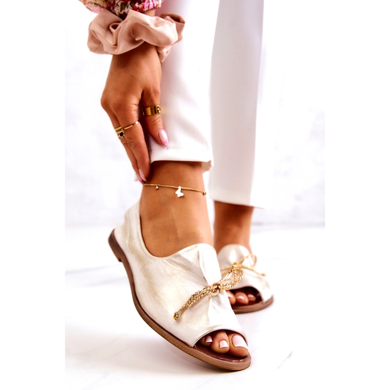 Ballerinas in pelle femminile Zazoo 2660/004 bianco e oro 1