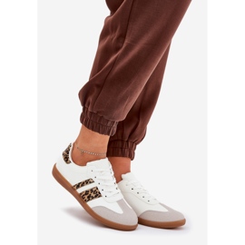 Sneaker da donna bassa con stampa leopardo bianca in pelle Eco bianco 1