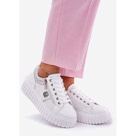 Scarpe sportive da donna sulla piattaforma con eco in pelle bianca 1