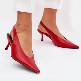 Tacchi alti con un tallone in pelle esterna rosso 2