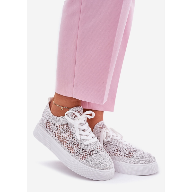 Sneaker intrecciate da donna sulla piattaforma bianca bianco 1