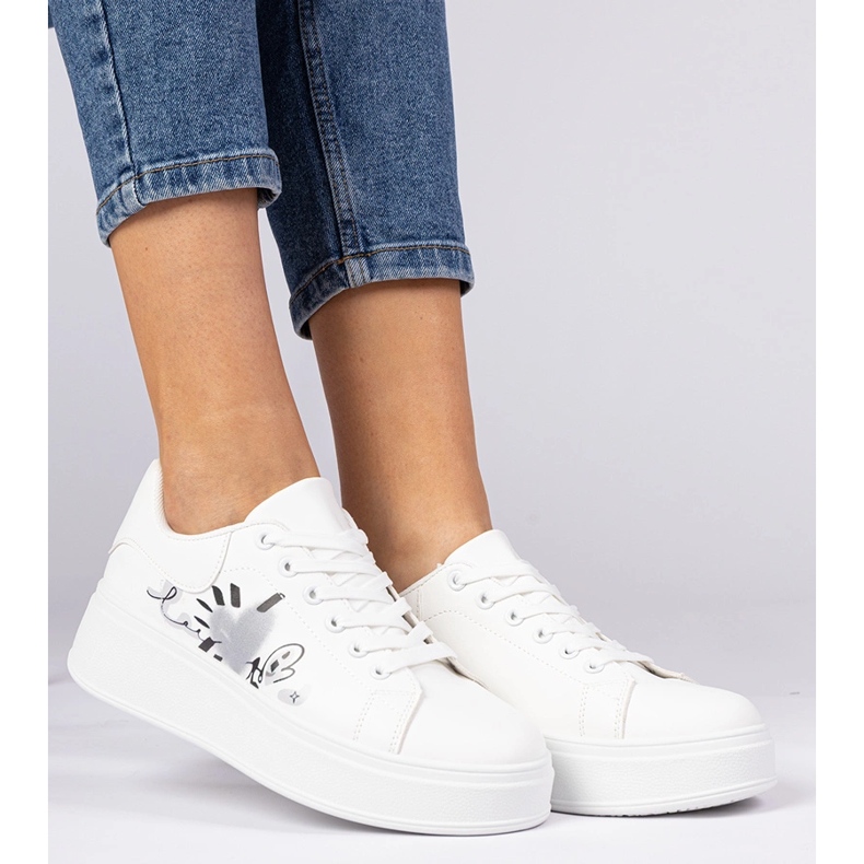 Sneaker bianche Sneaker sportive femminili con stampa bianco 1