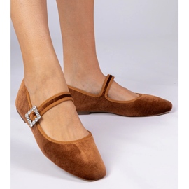 Ballerine di velluto da donna marrone con fibbia 1
