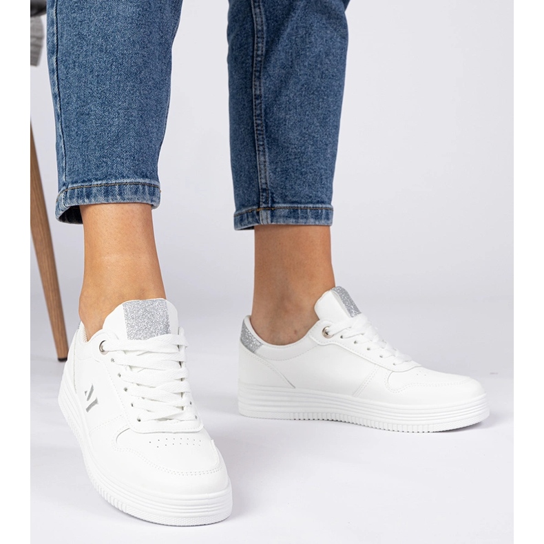Sneaker bianche da donna con glitter d'argento bianco 2