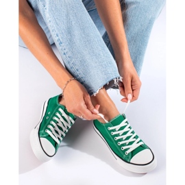 Classiche sneakers da donna di colore verde 2