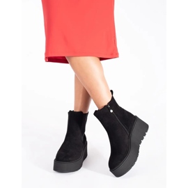 Stivaletti Chelsea in camoscio nero con zeppa 2